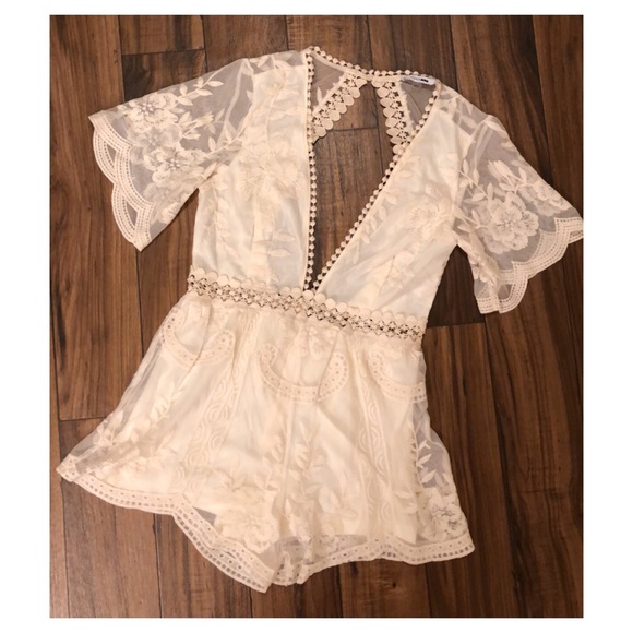 Lace Romper, size S - Picture 2 of 8